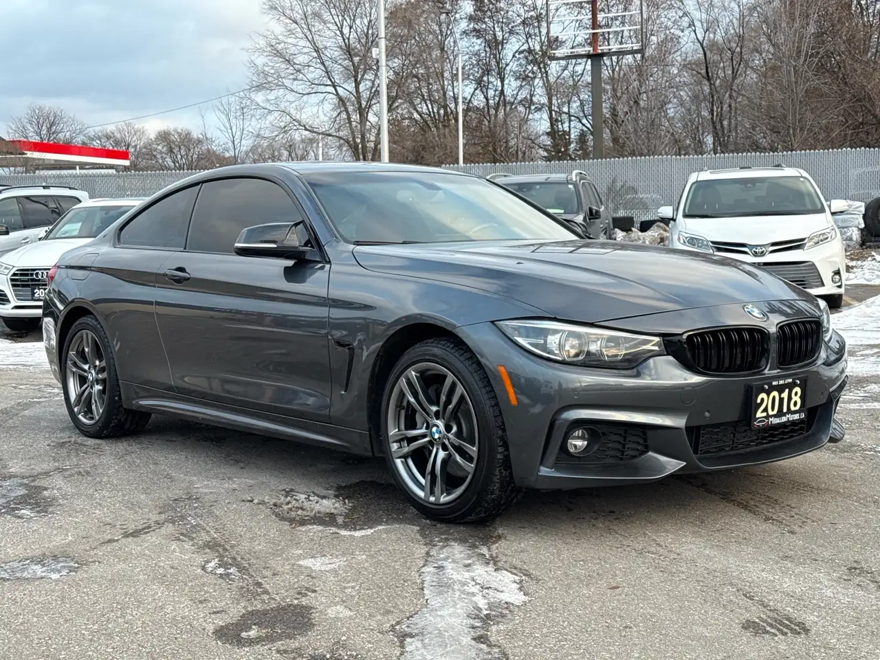 BMW 4 Series снимка BMW 4 Series