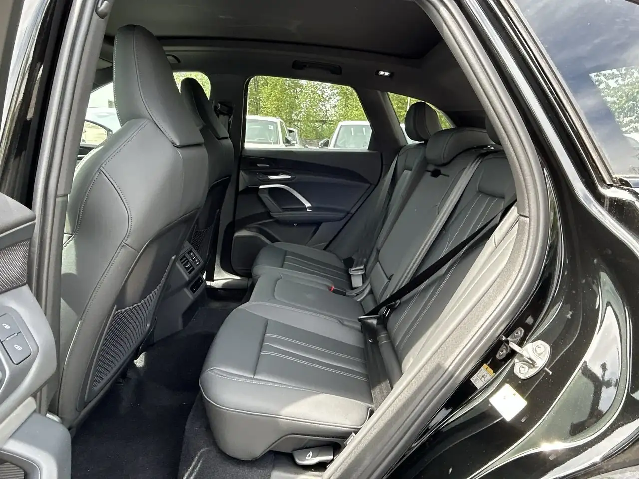 Audi Q5 photo Audi Q5