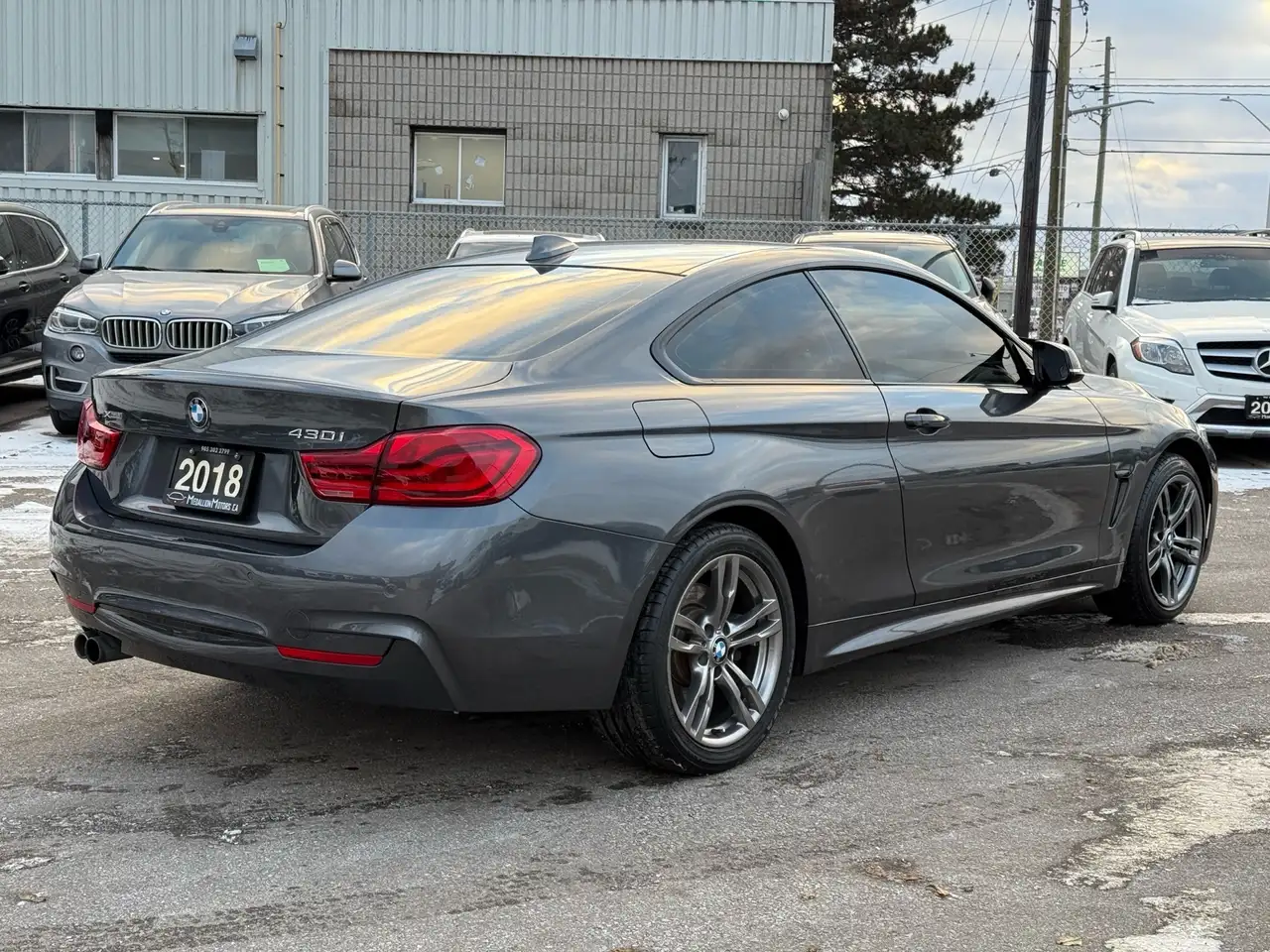BMW 4 Series снимка BMW 4 Series