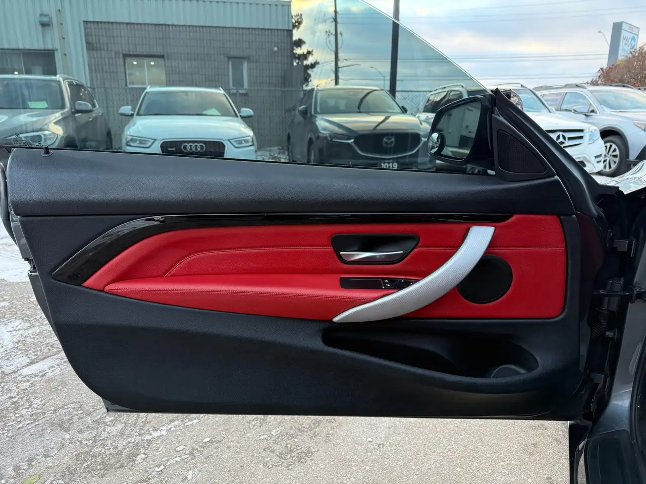 BMW 4 Series снимка BMW 4 Series