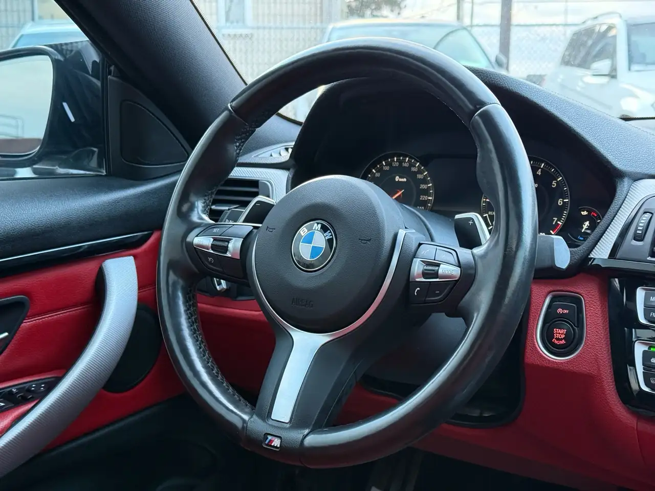 BMW 4 Series снимка BMW 4 Series