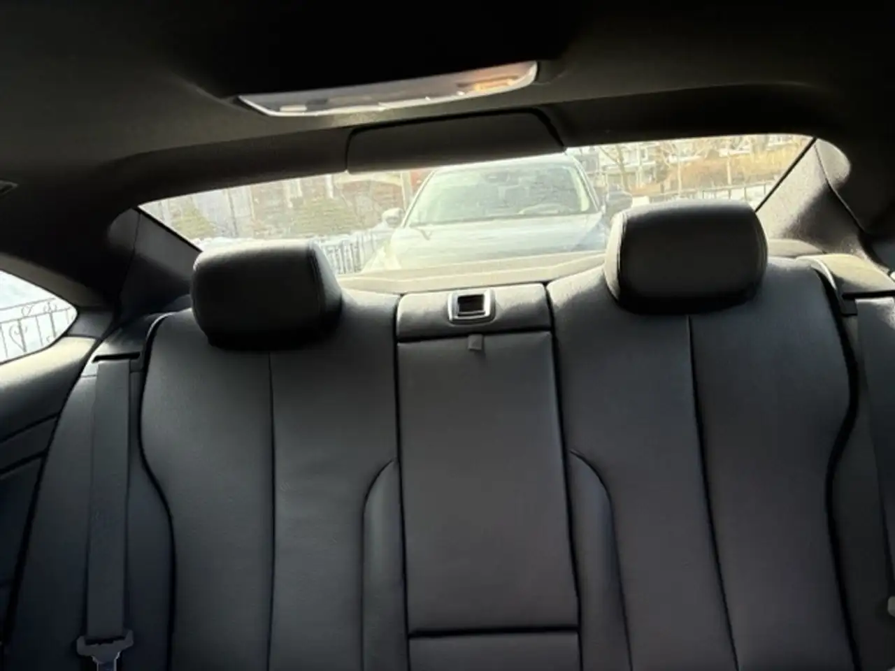 BMW 4 Series снимка BMW 4 Series