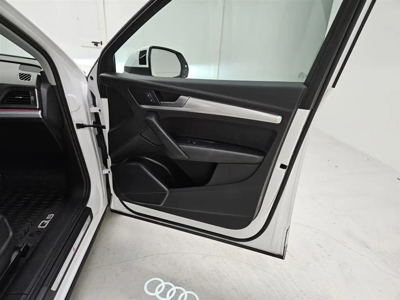 Audi Q5 снимка Audi Q5