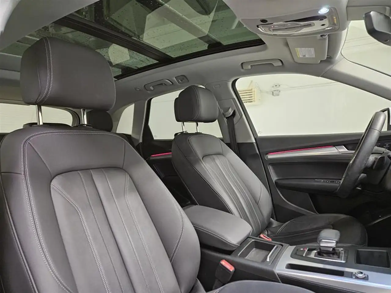 Audi Q5 снимка Audi Q5