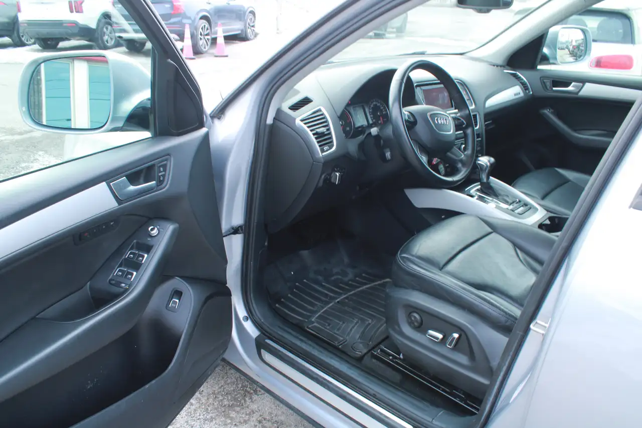 Audi Q5 снимка Audi Q5