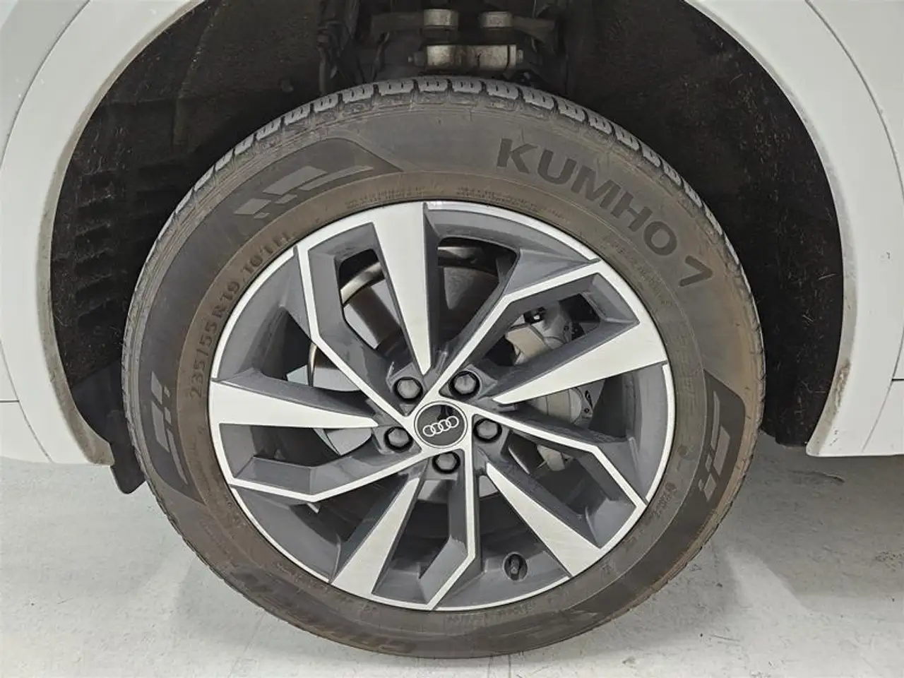 Audi Q5 снимка Audi Q5