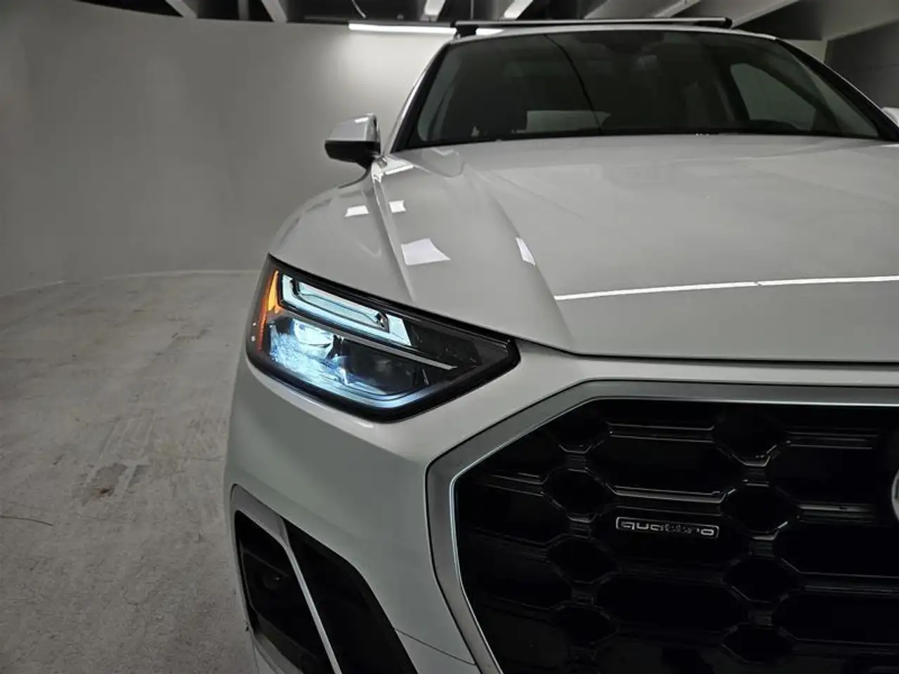 Audi Q5 снимка Audi Q5