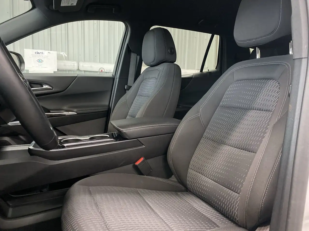 Chevrolet Equinox снимка Chevrolet Equinox