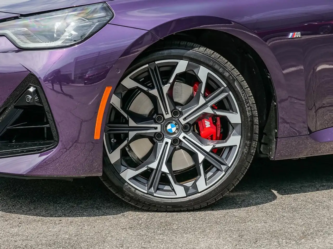 BMW 2 Series photo BMW 2 Series