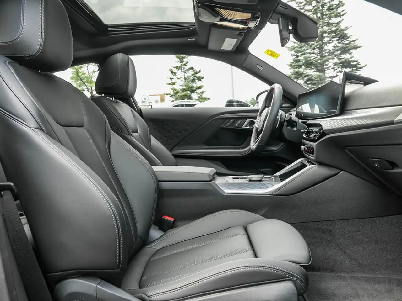 BMW 2 Series photo BMW 2 Series