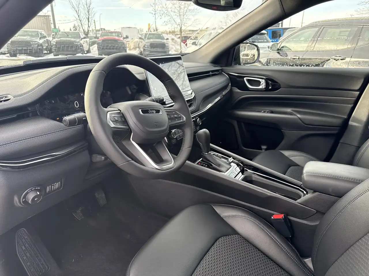 Jeep Compass photo Jeep Compass