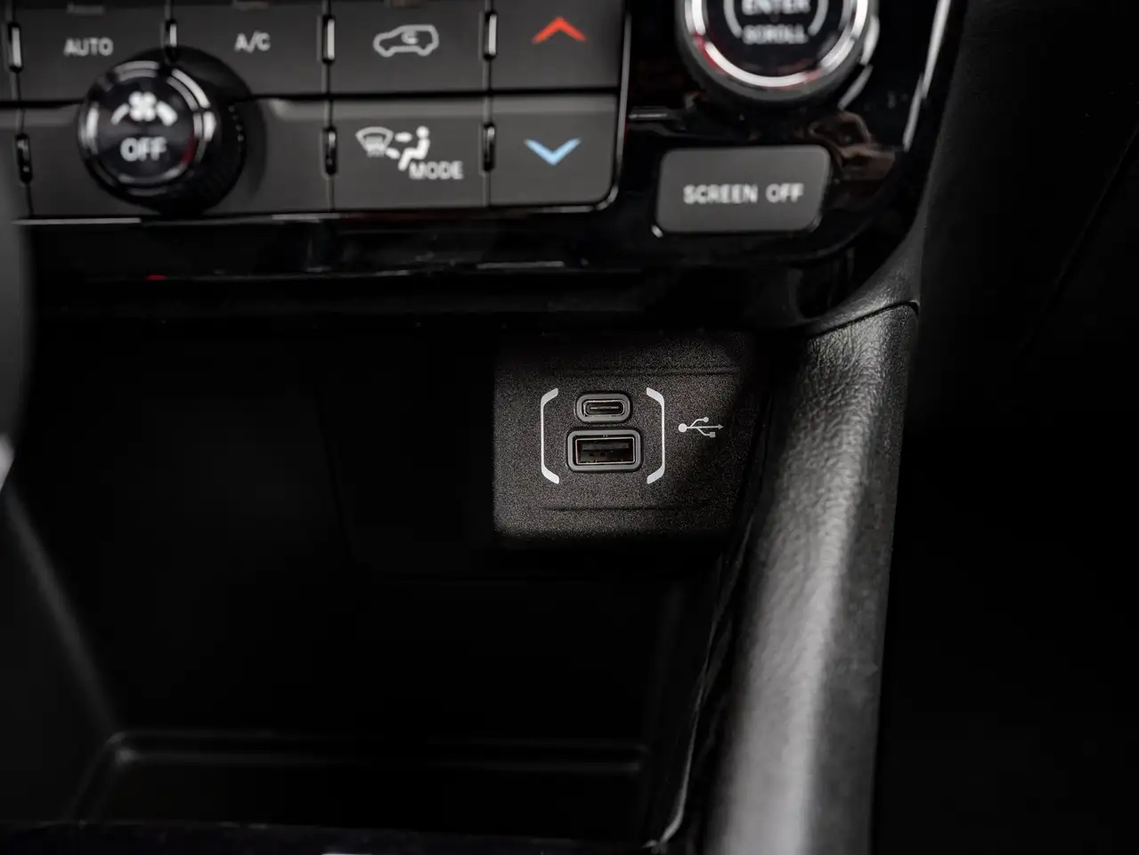 Jeep Compass photo Jeep Compass