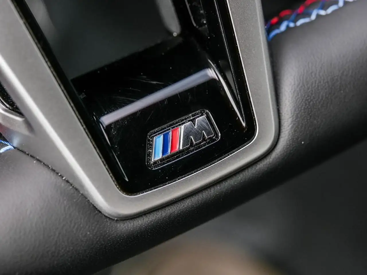 BMW 2 Series photo BMW 2 Series