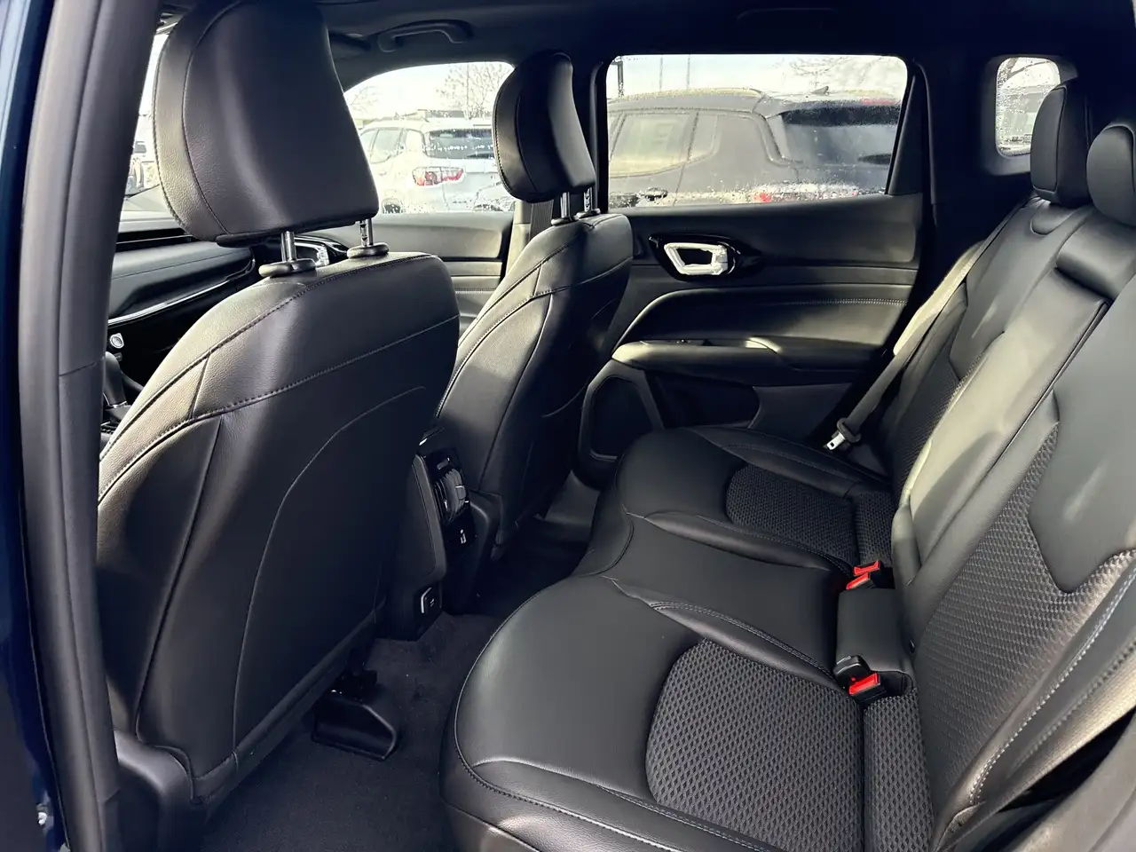Jeep Compass photo Jeep Compass
