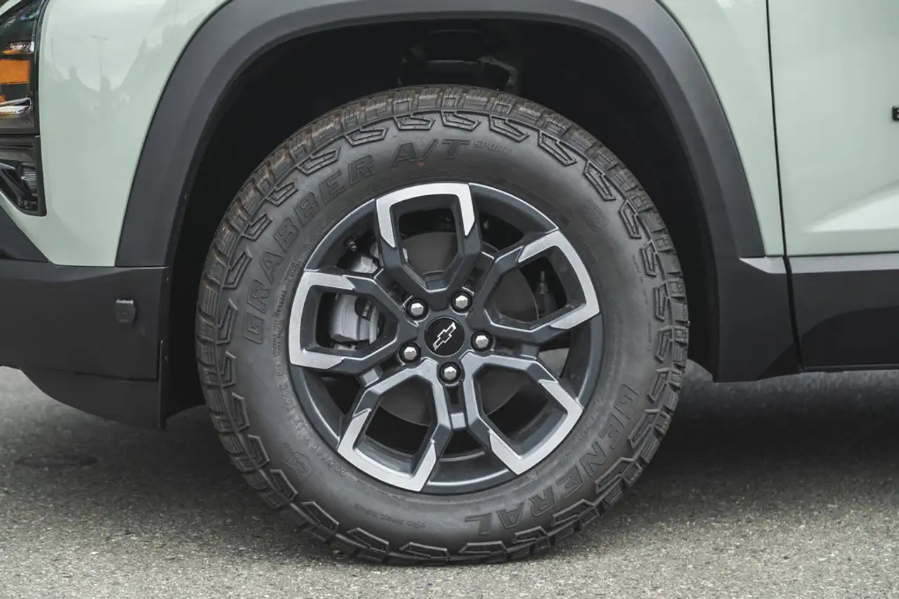 Chevrolet Equinox снимка Chevrolet Equinox