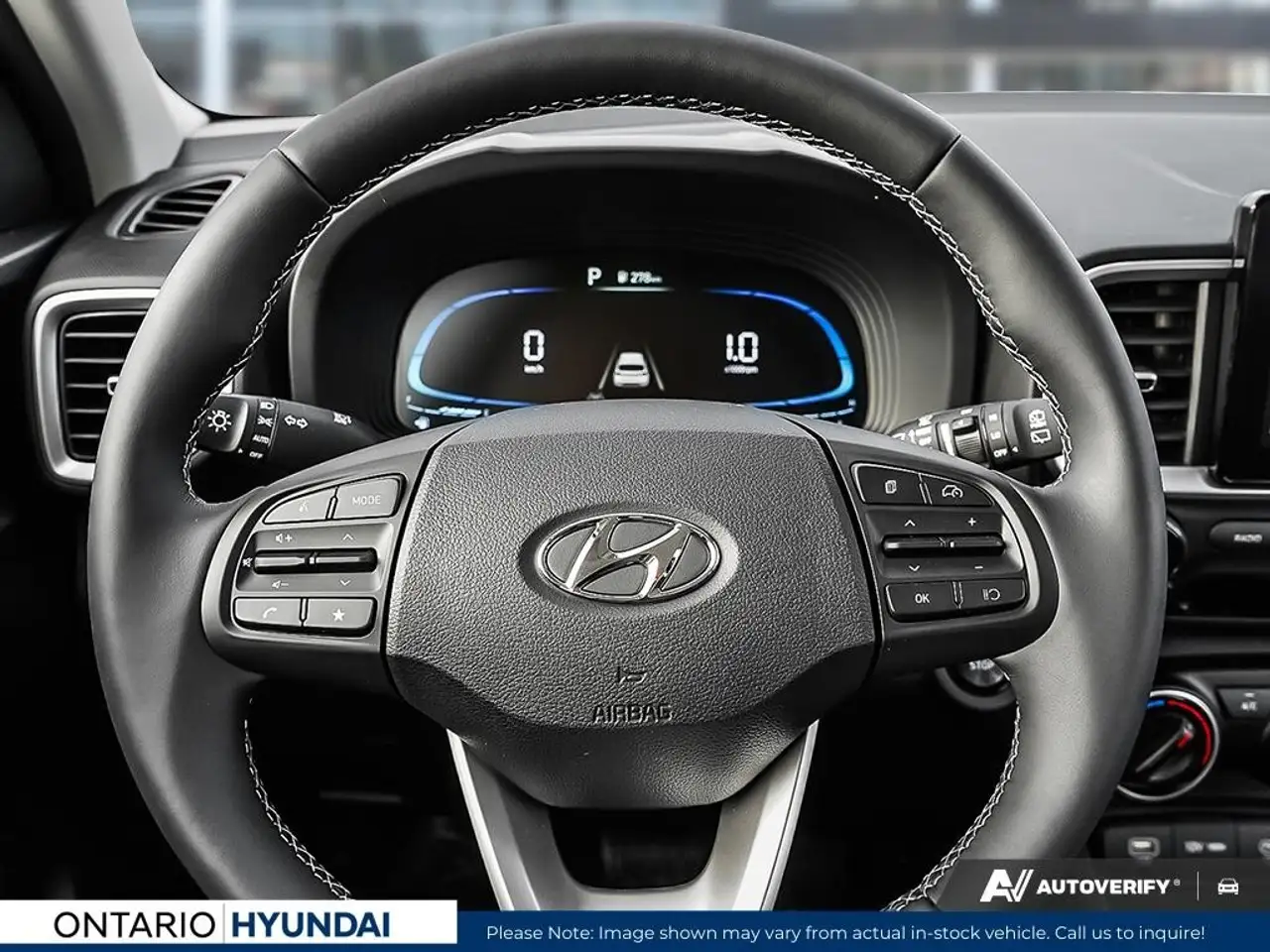 Hyundai Venue снимка Hyundai Venue