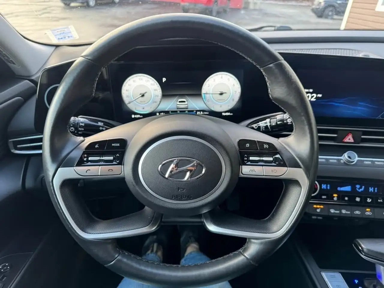 Hyundai ELANTRA снимка Hyundai ELANTRA