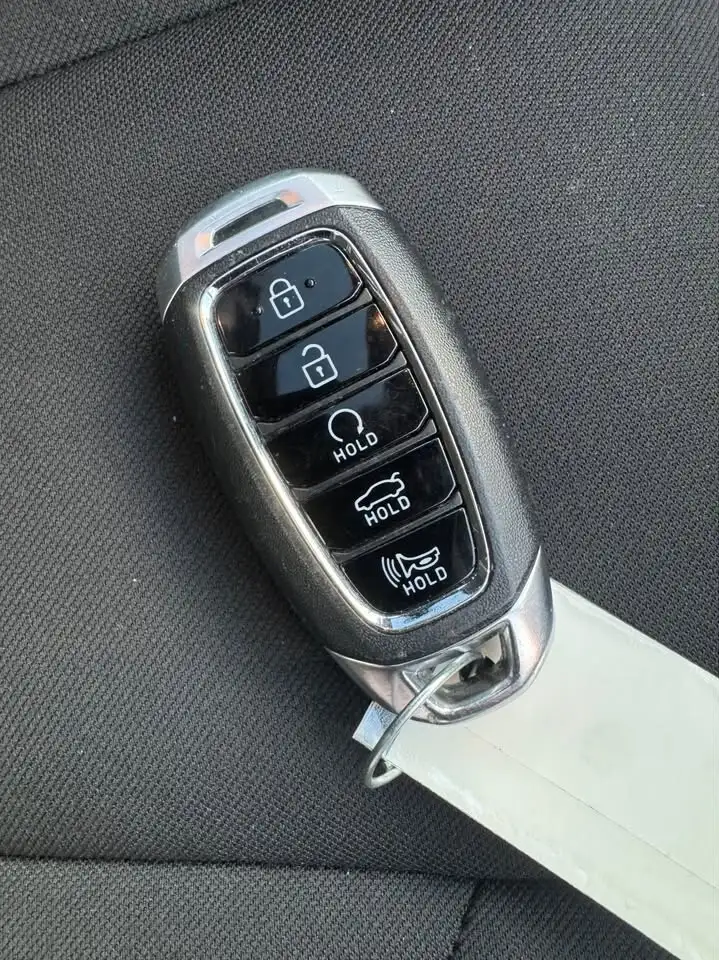 Hyundai ELANTRA снимка Hyundai ELANTRA