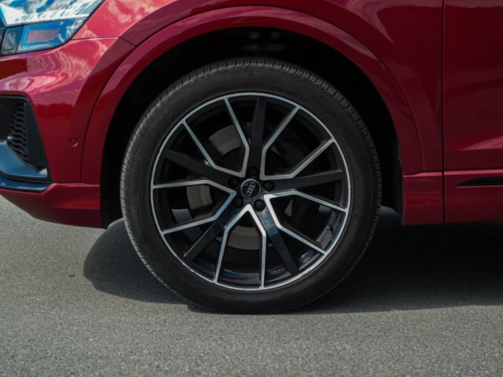 2020 AUDI SQ8 Prestige