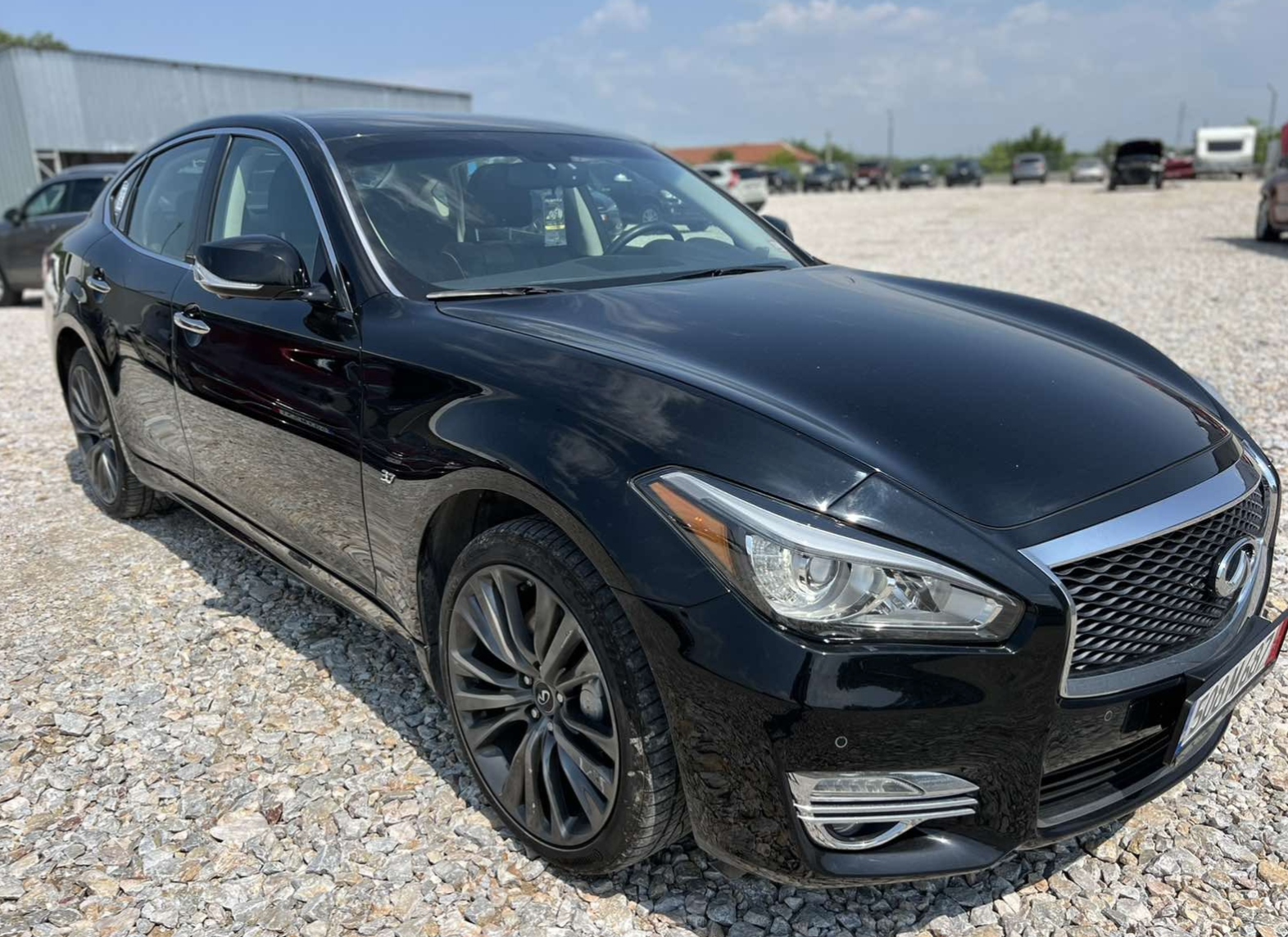 2019 INFINITI Q70 LPG