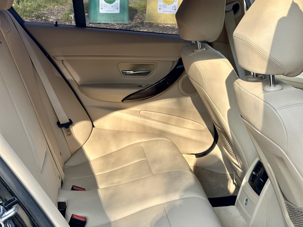2016 BMW 320 I F30