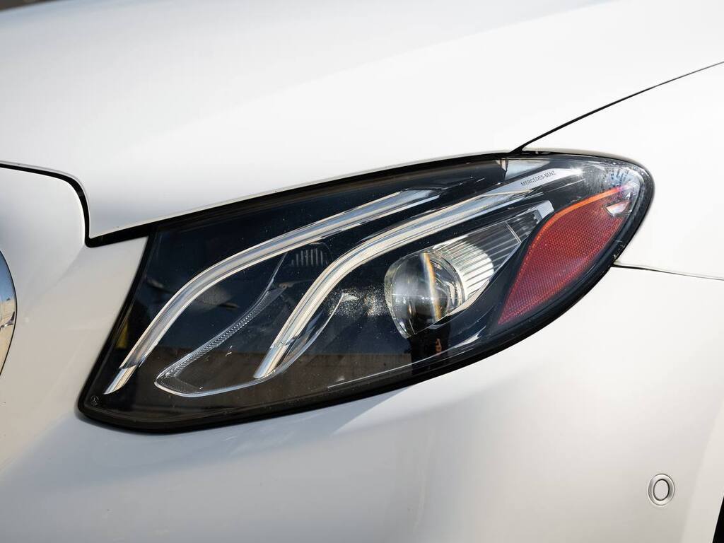 2019 MERCEDES-BENZ E300 4MATIC