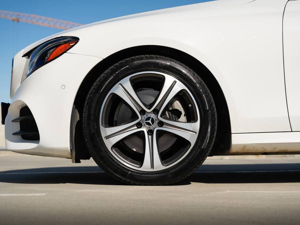 2019 MERCEDES-BENZ E300 4MATIC