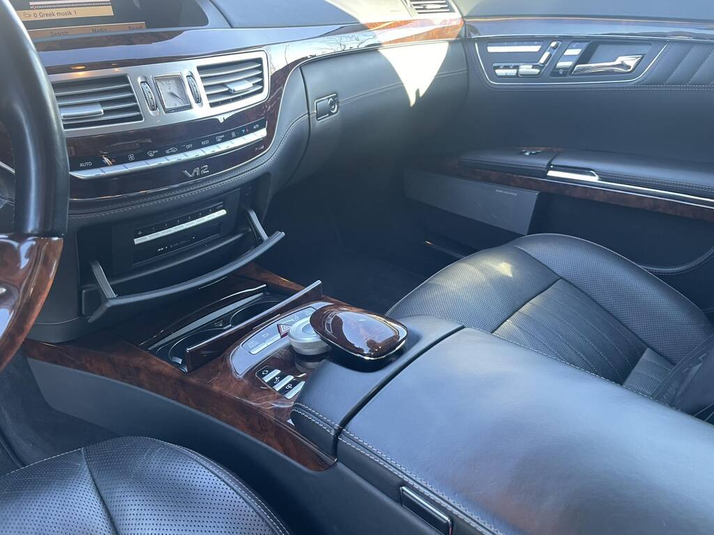 2011 MERCEDES-BENZ S600 L